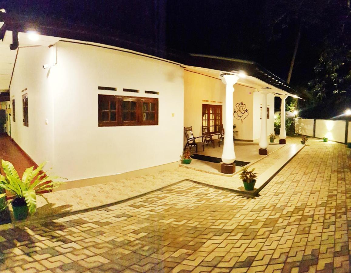The Village Home Dikwella Kültér fotó
